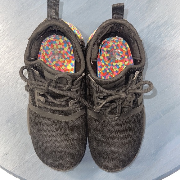 Adidas NMD R1 Unisex 10K Athletic Sneaker - Black Mosaic. - Picture 7 of 8